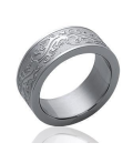 Bague acier homme salamandre stylisée en relief